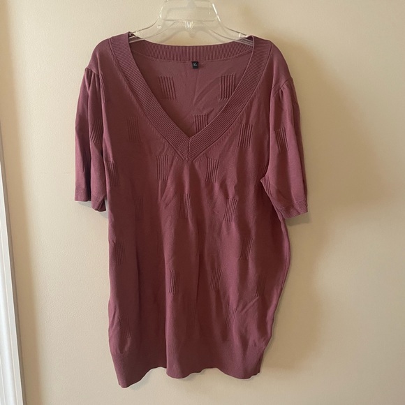 Women's V-Neck Knit Top - Mauve - Picture 1 of 6